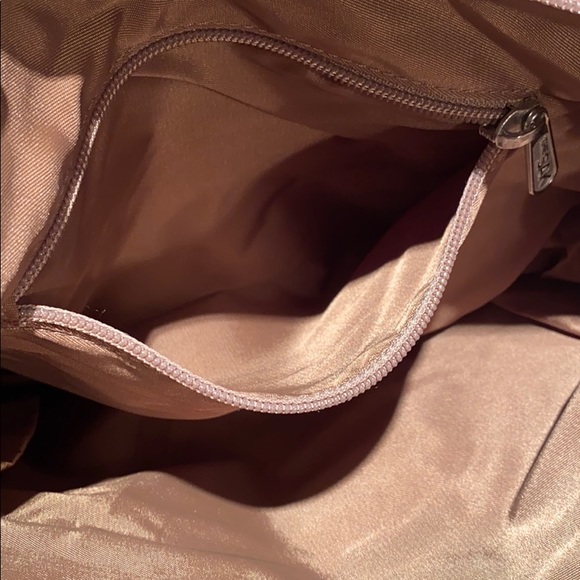 22:07 - The Sak Crochet Handbag - Picture 9 of 15